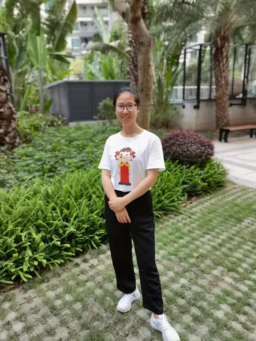 黄婷婷-生活照 黄婷婷-生活照